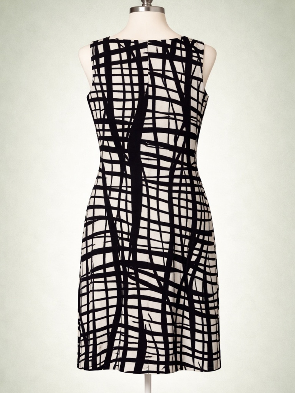 AGB Black & White Grid‎ Sheath Dress - Picture 2 of 5